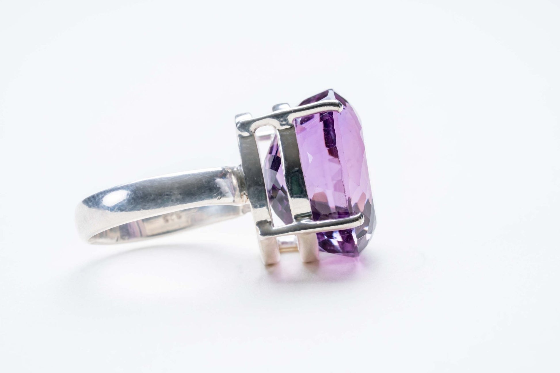 Beveled Amethyst Oval Cut Ring - Eat.Read.Love.