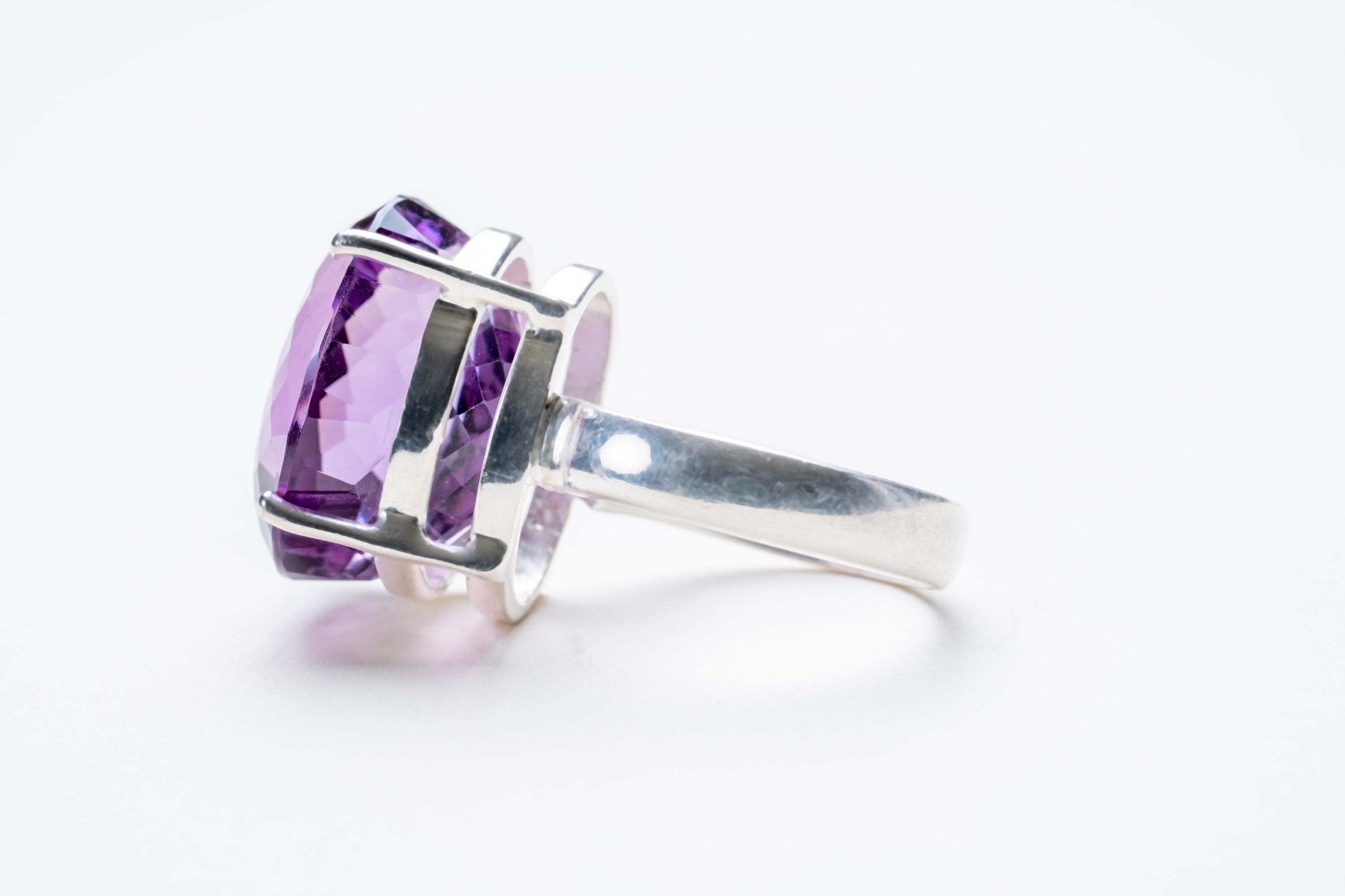 Beveled Amethyst Oval Cut Ring - Eat.Read.Love.