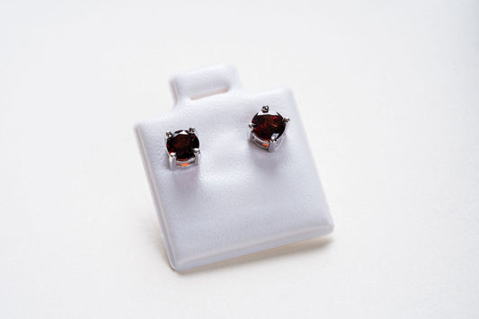 Garnet Small Stud Earrings - Eat.Read.Love.