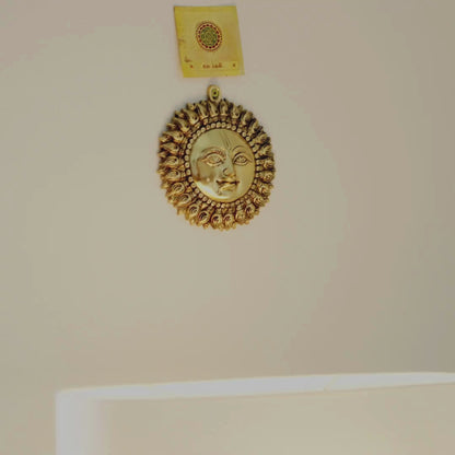 Surya Medallion Energize by Sal