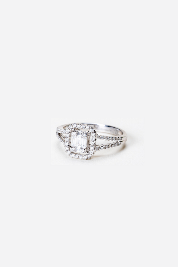 18k White Gold Diamond Ring Size 5.5